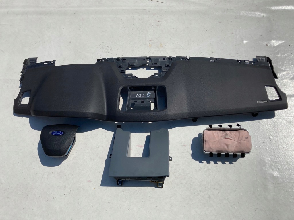 фото №2, Ford ranger приборная панель приборная панель консоль подушки безопасности ремни
