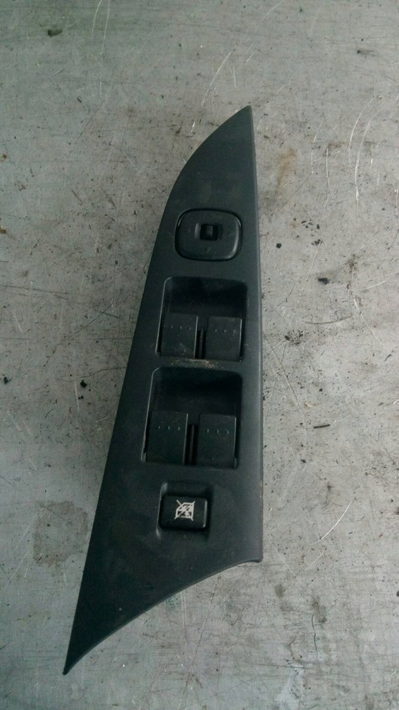 фото №1, Перемикач вікон mazda 3 bp4l66350