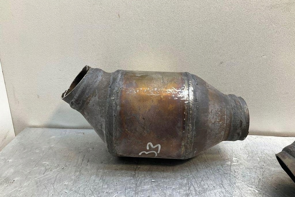 фото №13, Катализатор bmw 3 coupe e92 7637985 3.0l бензиновый 2011