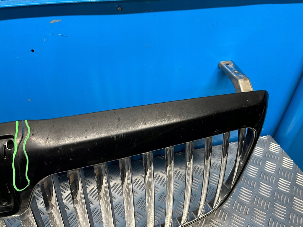 Lincoln navigator ii 03- рестайлинг  решётка радиатора решётка радиатора хром Оригинал