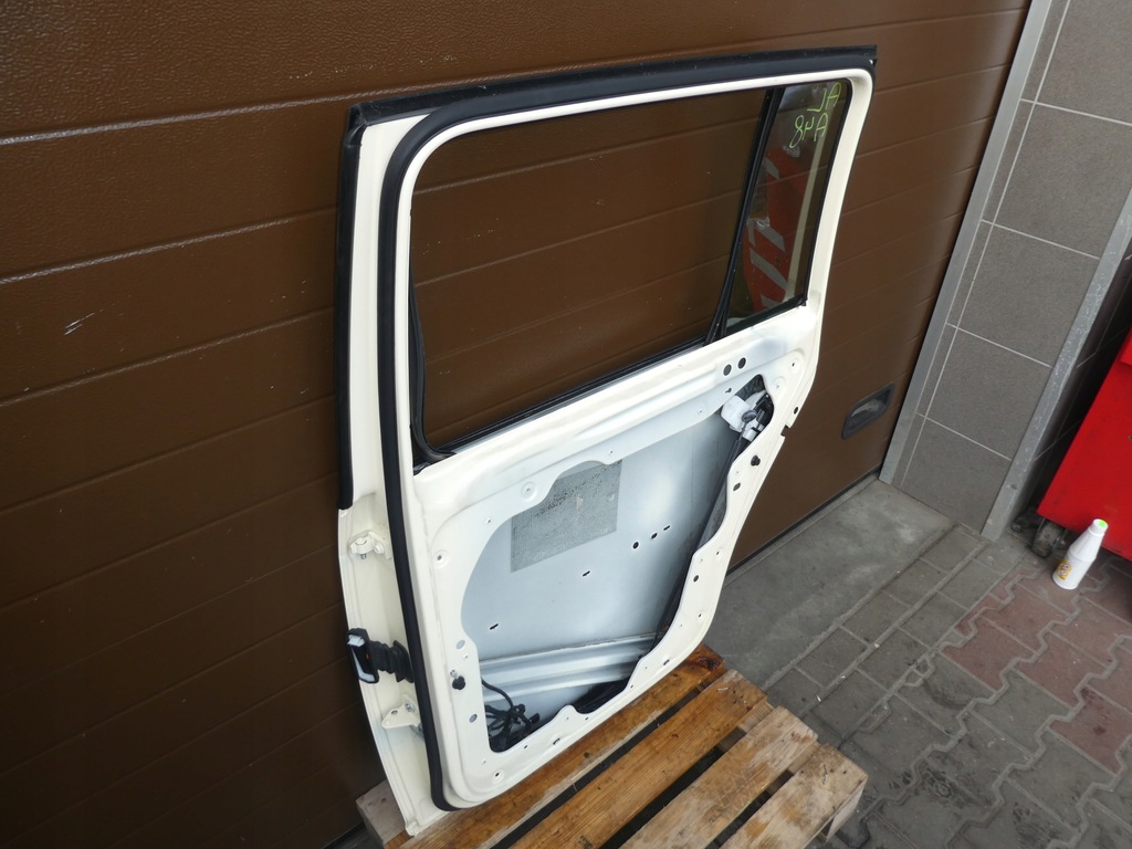 фото №10, Vw touran lift задняя правое дверь