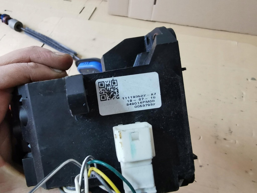 фото №9, Домкрат тросы переключения передач renault megane iv