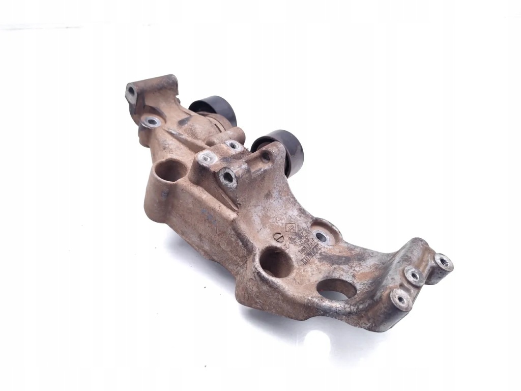 Nissan navara кронштейн генератора 2.3 dci 4x4 дизель 140kw 190 hp 2021 в Украине