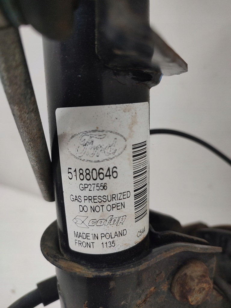 фото №2, Ford ka 1.2 поворотний кулак права амортизаторна стійка