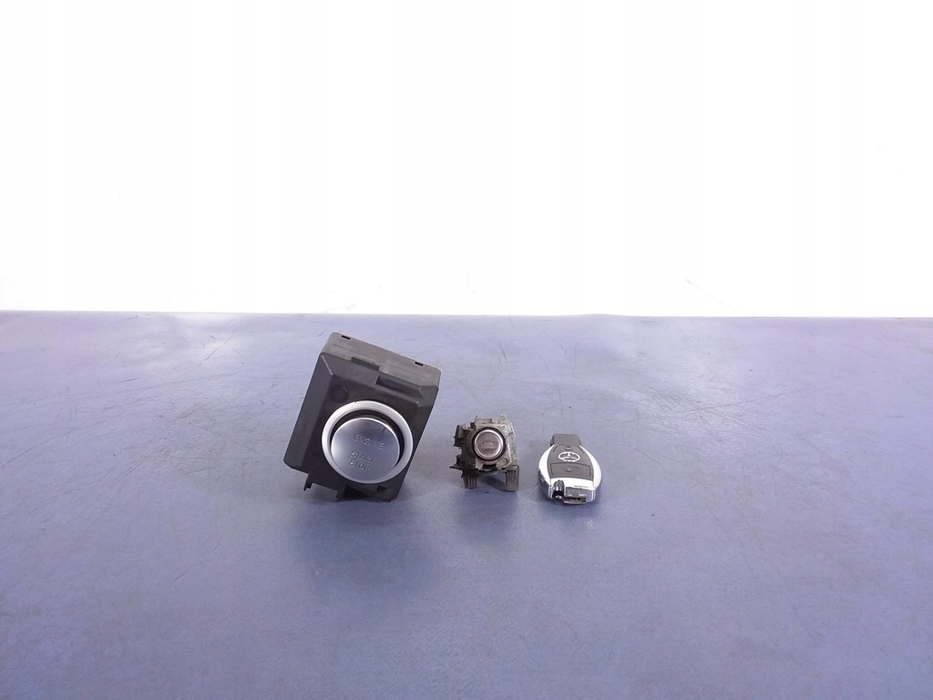 фото №1, Mercedes a w176 замок зажигания ключ вкладка замка