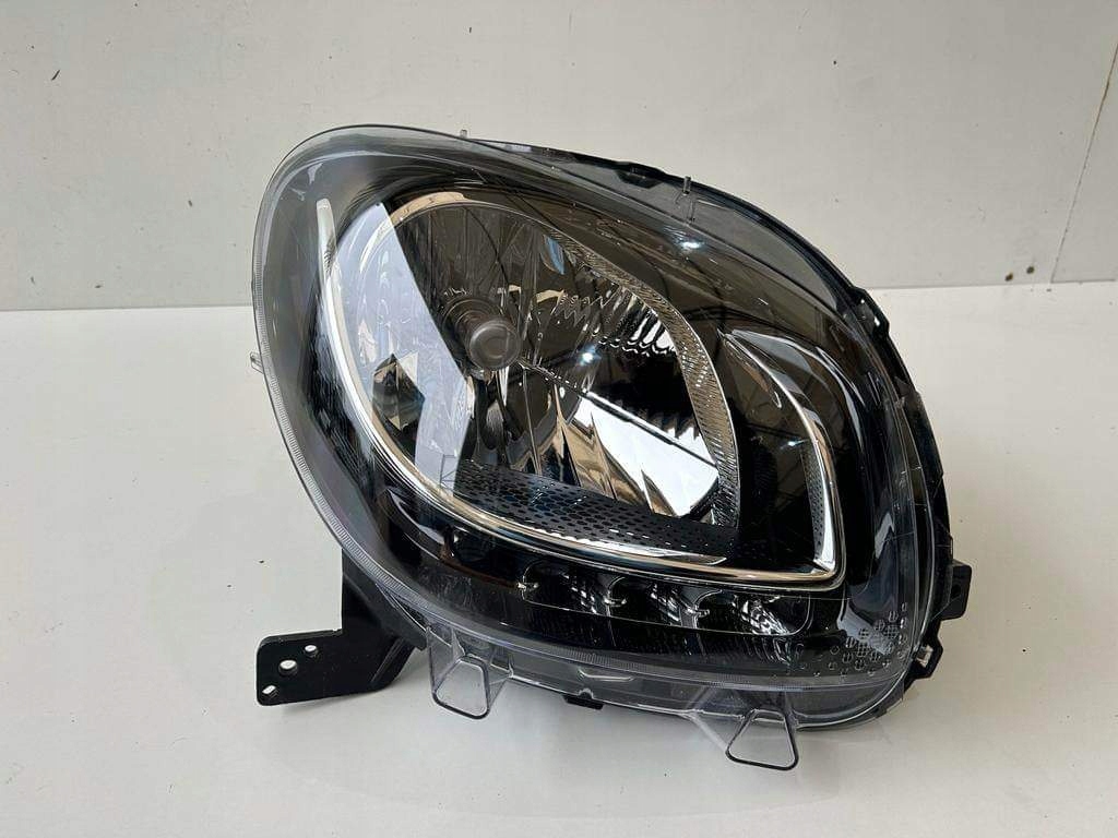 фото №1, Smart fortwo iii 453 лампа права led 4538200839