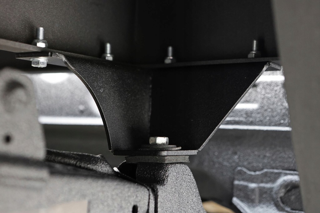 фото №13, Обшивка transportowa pickup toyota hilux revo - flatbed more 4x4