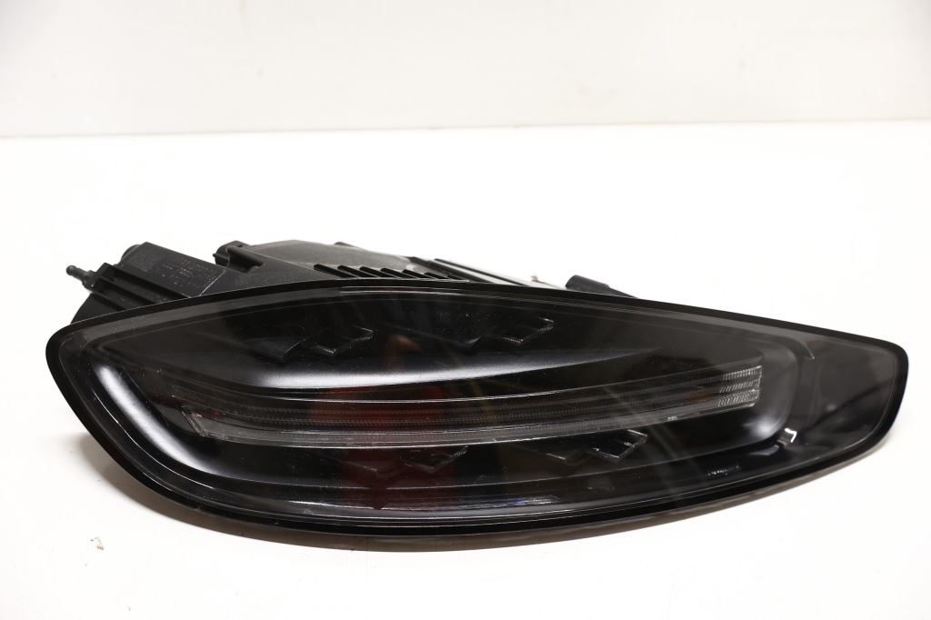 Купить Лампа porsche cayman boxter 982 левая задний  9p0 945 095 b