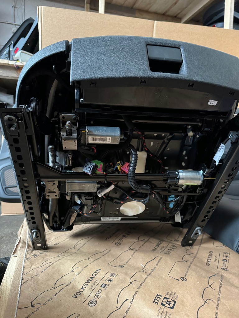 фото №8, Audi a5 8t sportback сиденье сиденья grzene обшивки заднее сиденье комплект новый 2016 r