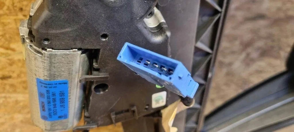 фото №13, Люк vw passat b7 alltrack 365 1j6959591 1.9l дизель 1998