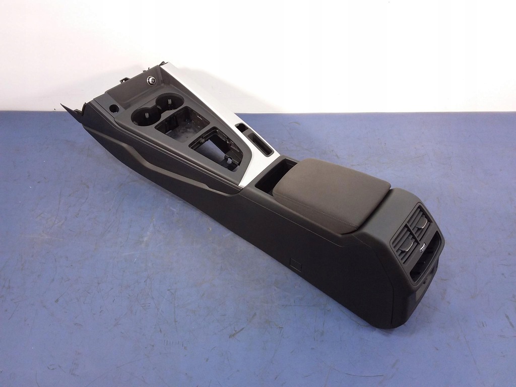 фото №9, Audi a4 8w тунель середній підлокітник 8w1863241a