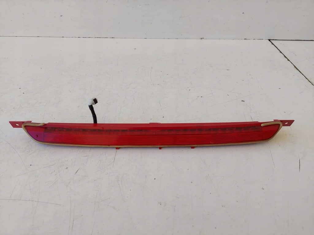 фото №1, Третій світло стоп volkswagen оригінальний номер 5g6945087a