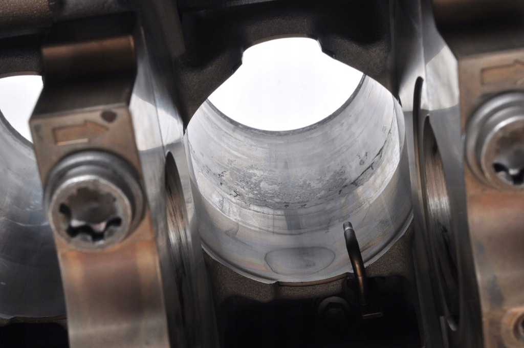 фото №14, F-pace x761 xf ii 2.0d 163 241km sd4 блок двигателя 204dtd g4d3-6015-ag