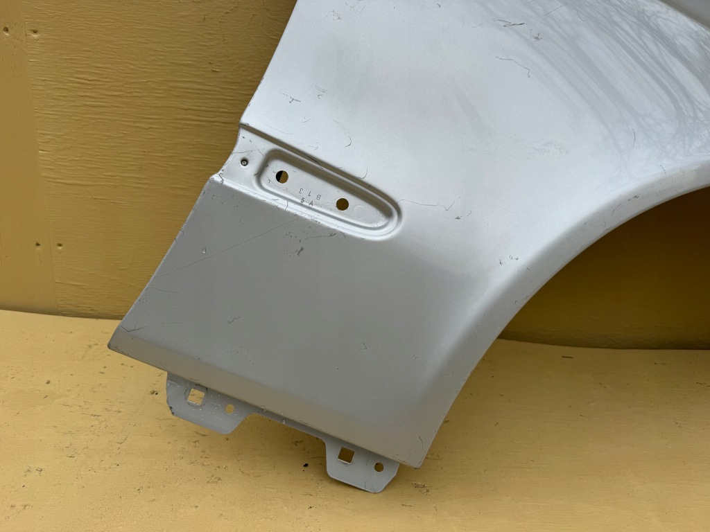 фото №6, Mercedes c-klasa w203 00-07r крила правий перед передній