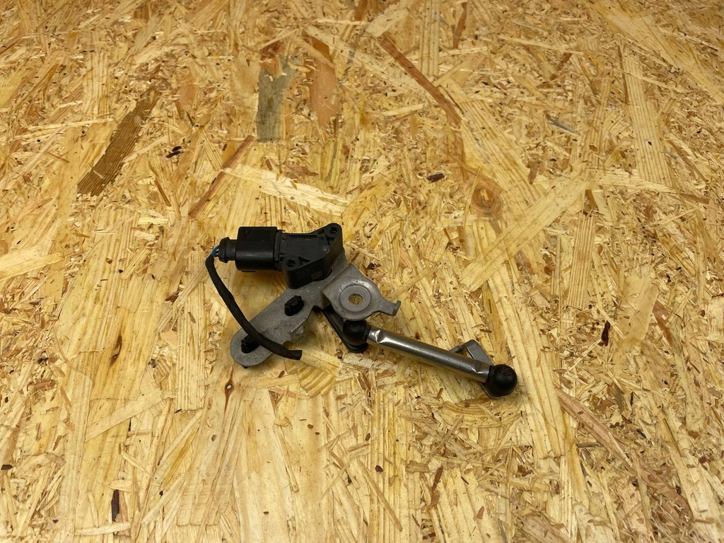 фото №5, Датчик вирівнювання світла лампа перед audi q7 ii 4m touareg 4m0907504