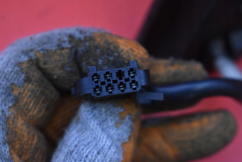 фото №6, Зеркало правое чёрные eu 014142 seat toledo 3 iii 04-10 7 pin