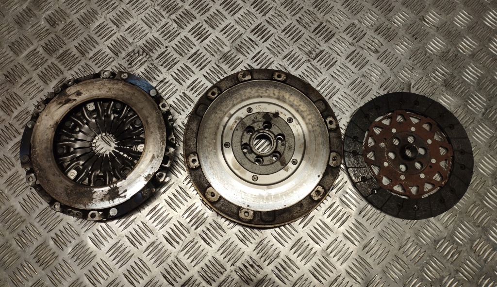 Купити Mini s r56 зчеплення двомасовий маховик n14