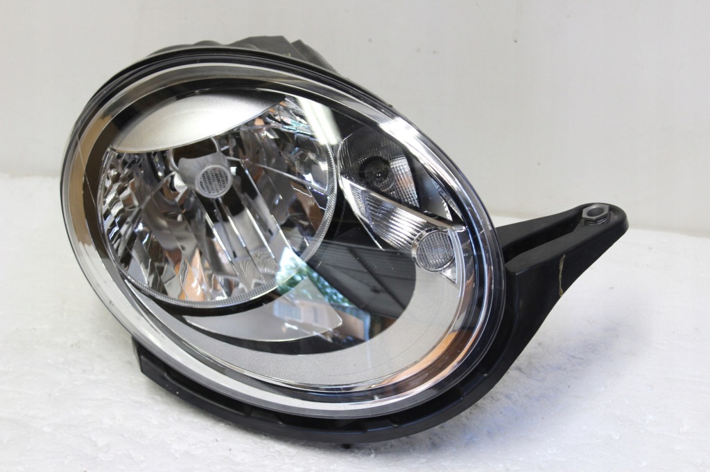 фото №1, Volkswagen оригинальный номер 5c1 941 006a фара