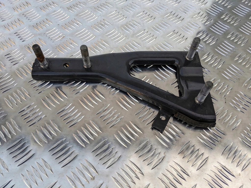 фото №1, Кронштейн кронштейн підкрилок крила scania ntg