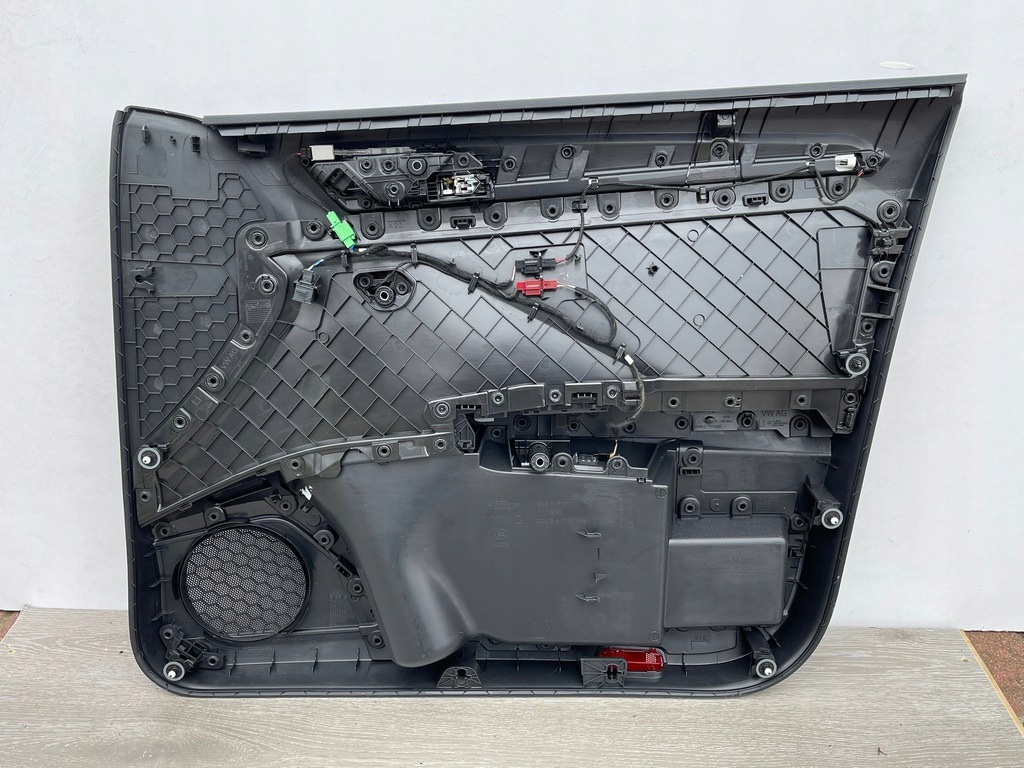 фото №4, Обивка обшивка левый перед vw t-roc lift 2022r