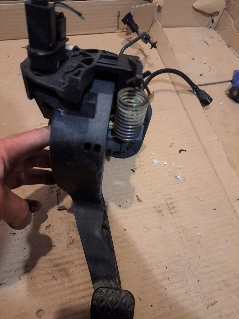 фото №5, Педаль зчеплення ey16-7b633-ca ford transit courier