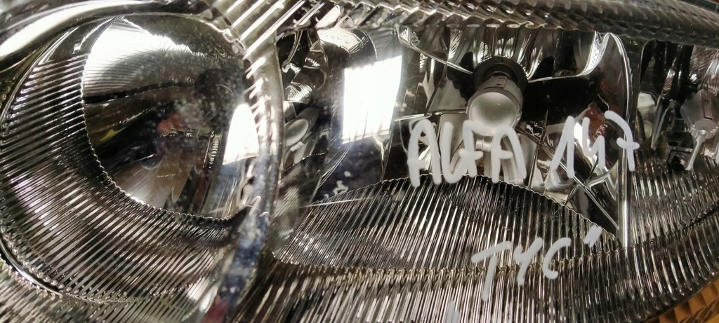 фото №3, Alfa romeo 147 00-04 фара левый перед ,,tyc,,