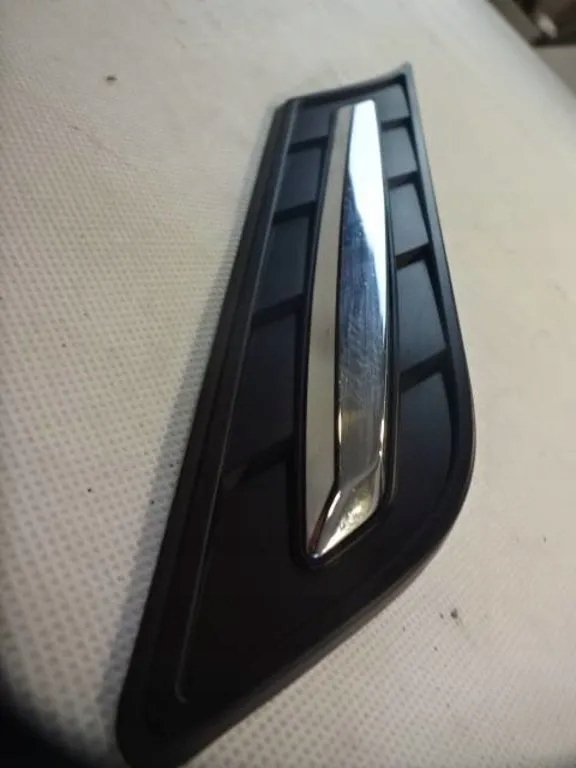 фото №6, Решётка бампера правый перед suzuki vitara