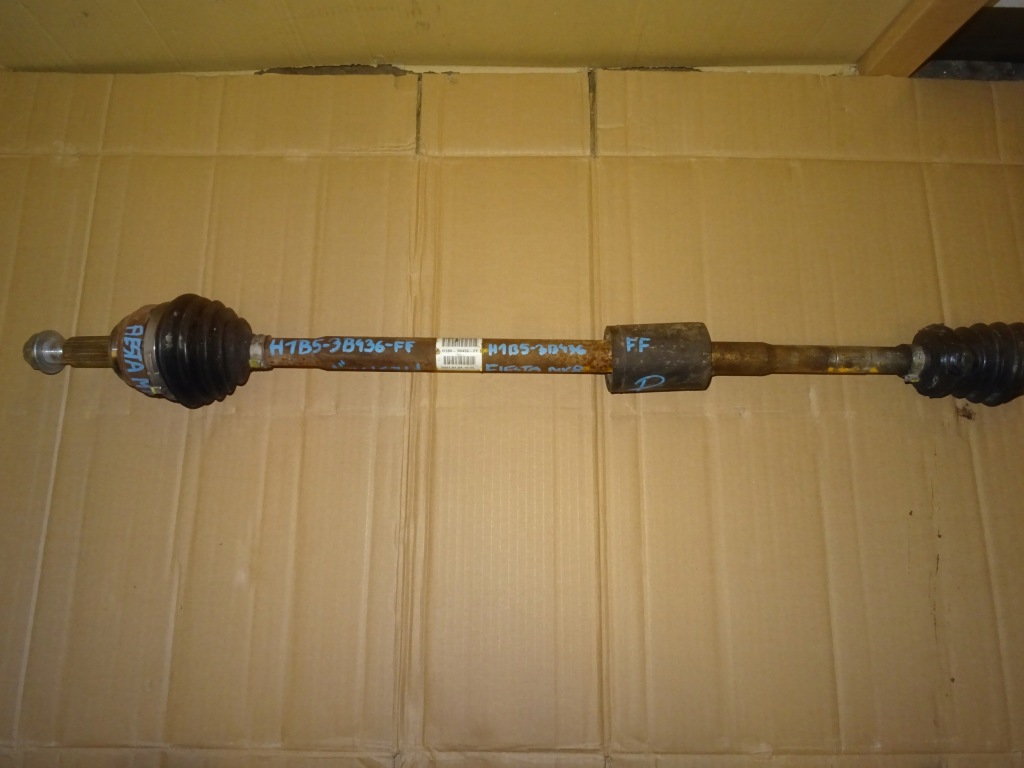 Купити Ford focus mk4 привідний вал права h1b5-3b436-ff