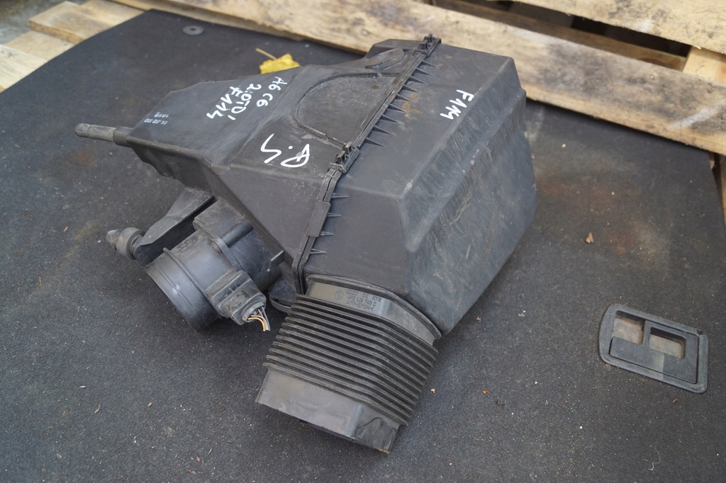 фото №5, Audi оригінальний номер 4f0133835ah корпус фільтра повітря