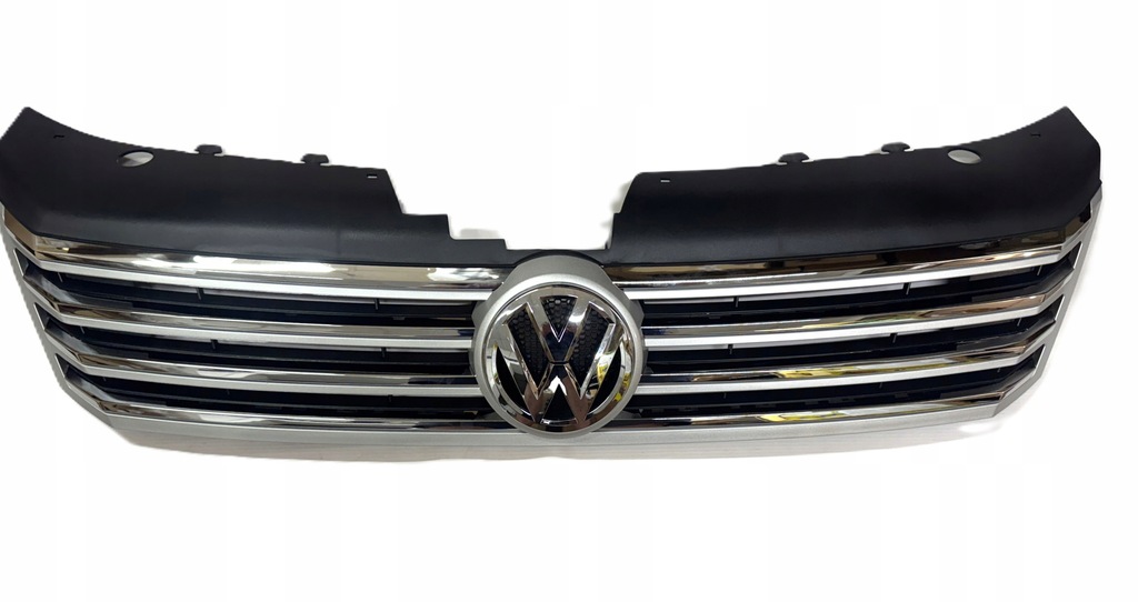 фото №1, Решётка радиатора радиатора серебристая vw passat b7 2010-2015