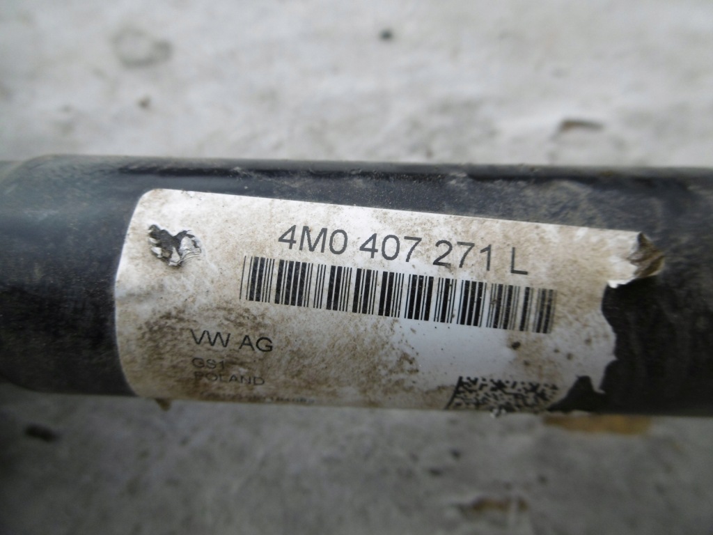 фото №4, Привідний вал ліва 4m0407271l vw touareg iii