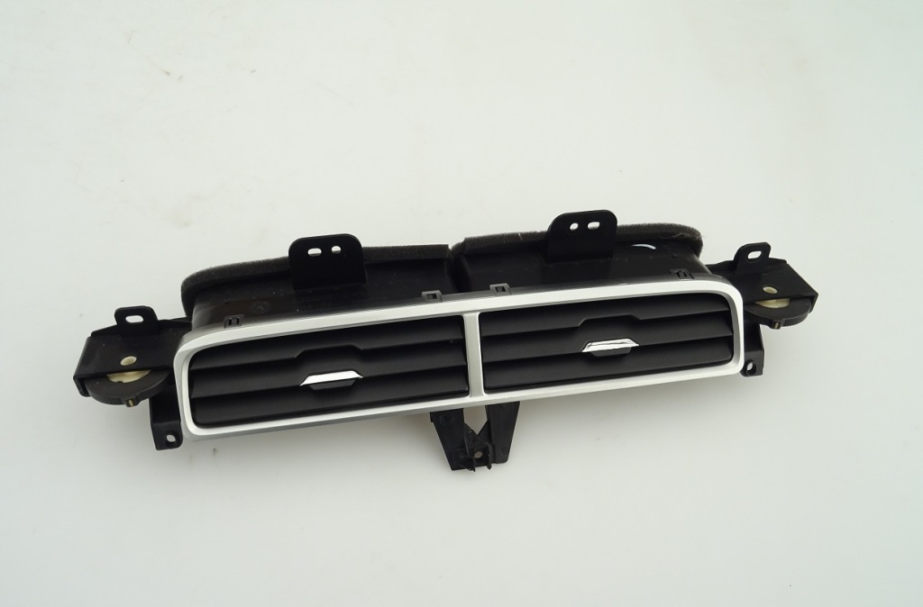 фото №1, 2010 camaro решітка обдув середня панель приладів консоль