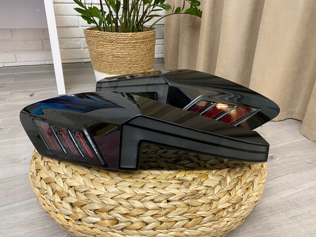 фото №1, Bmw xm g09 2023- лампа задня led ліва права idealne