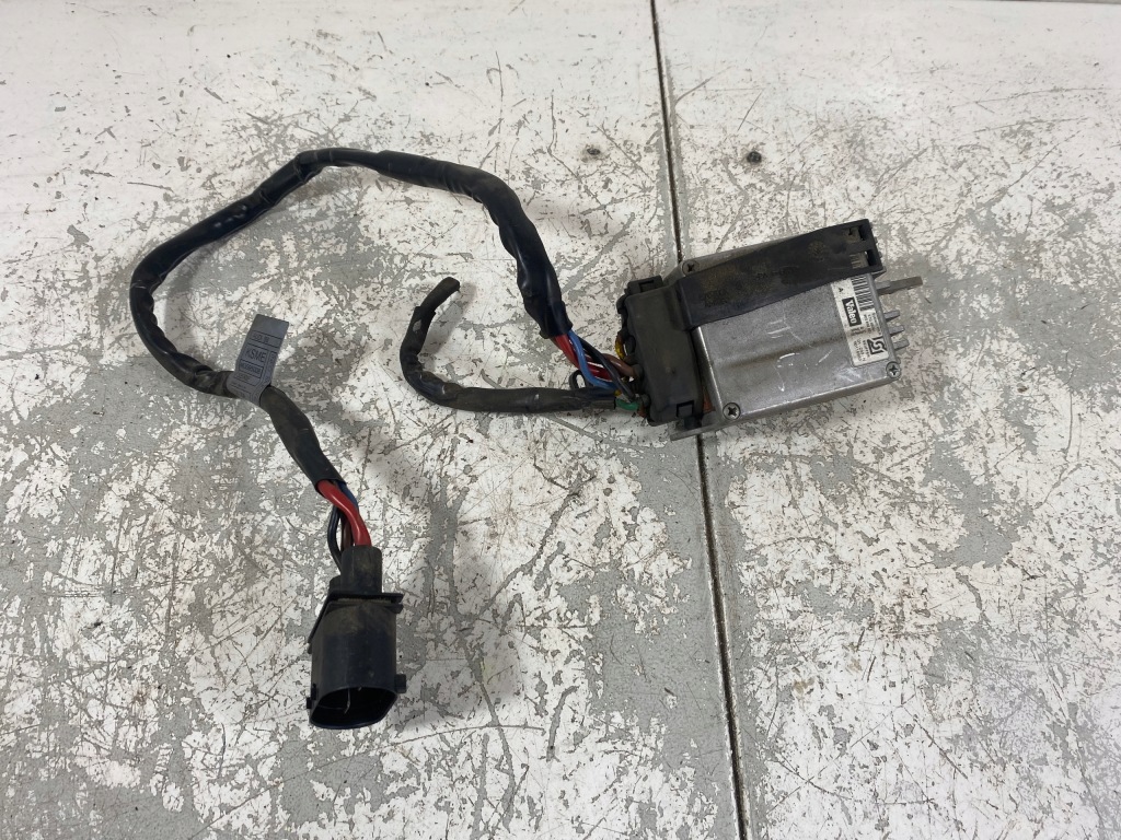 фото №1, Блок управления вентиляторов audi a4 b6 b7 8e0959501