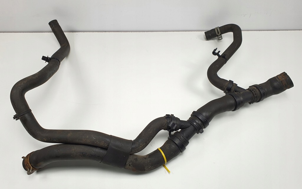 фото №2, Патрубок труба води renault twingo iii 1.0 215032629r