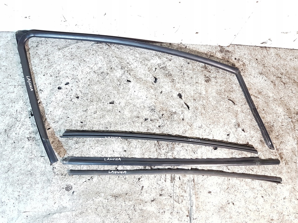 фото №1, Уплотнители стекло правый перед kpl renault laguna ii