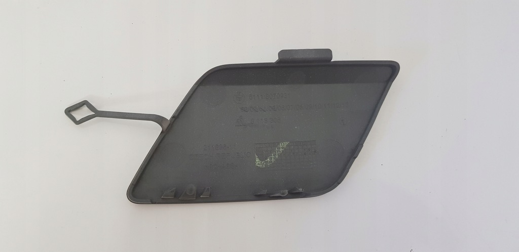 фото №3, Bmw f40 заглушка бампера перед 51118070931