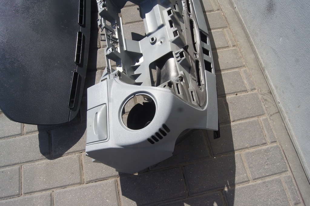 фото №10, Приборная панель приборная консоль iveco daily iii 06-11