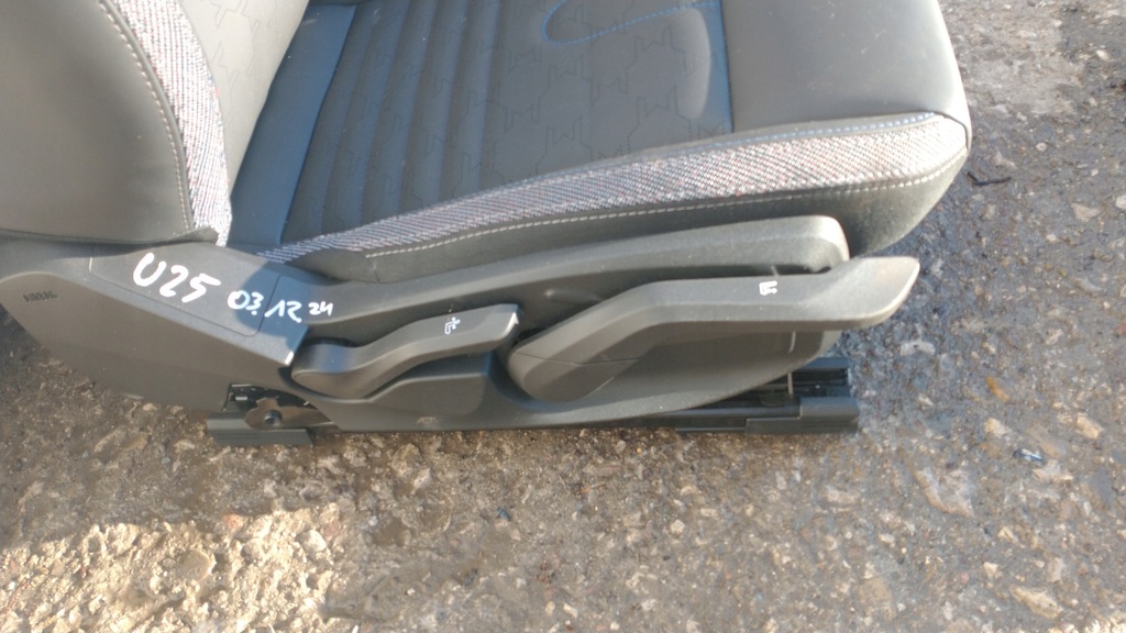 фото №9, Mini countryman u25 заднее сиденье сиденья кожа подогреваемые