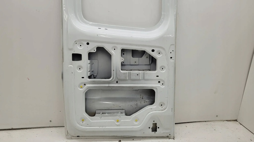 фото №11, Primastar trafic vivaro 01+ двері задня задні праве fv