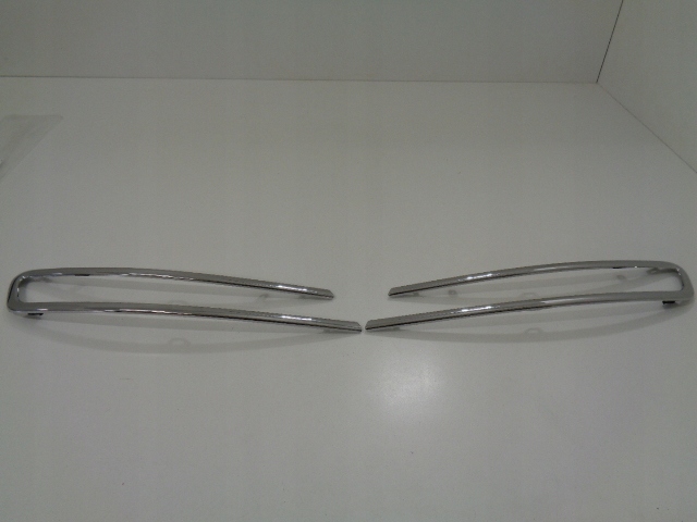 фото №1, Berlingo iii 4 рамка накладка левая правая хром led