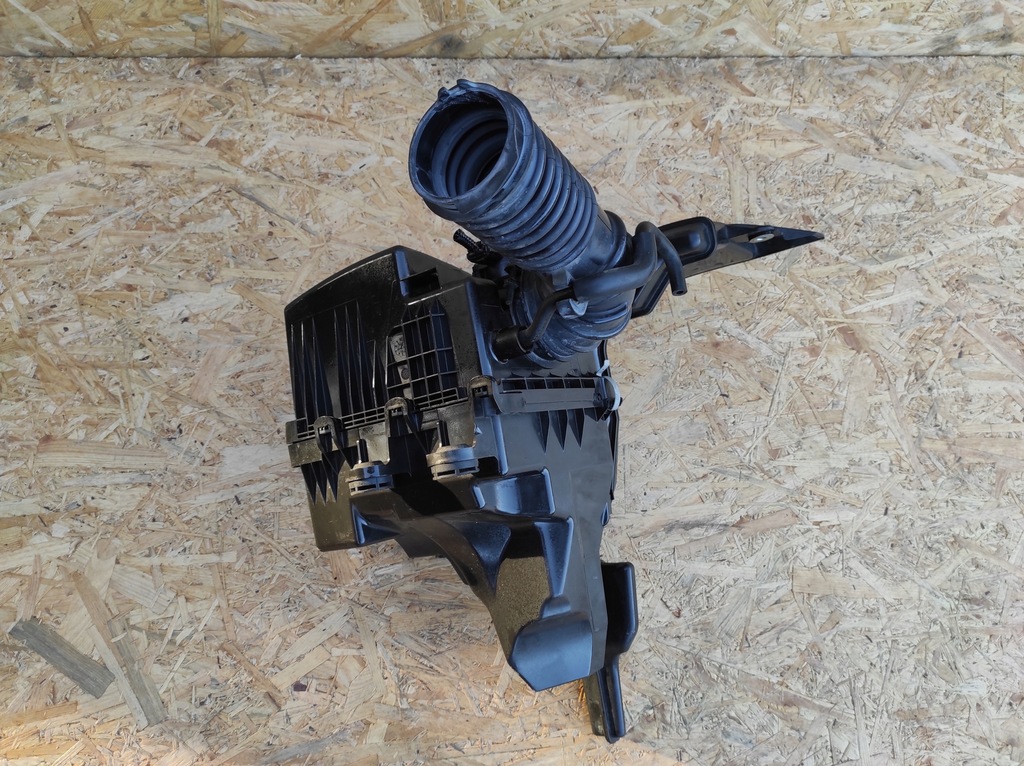 фото №4, Корпус фильтра воздуха mazda cx5 lift