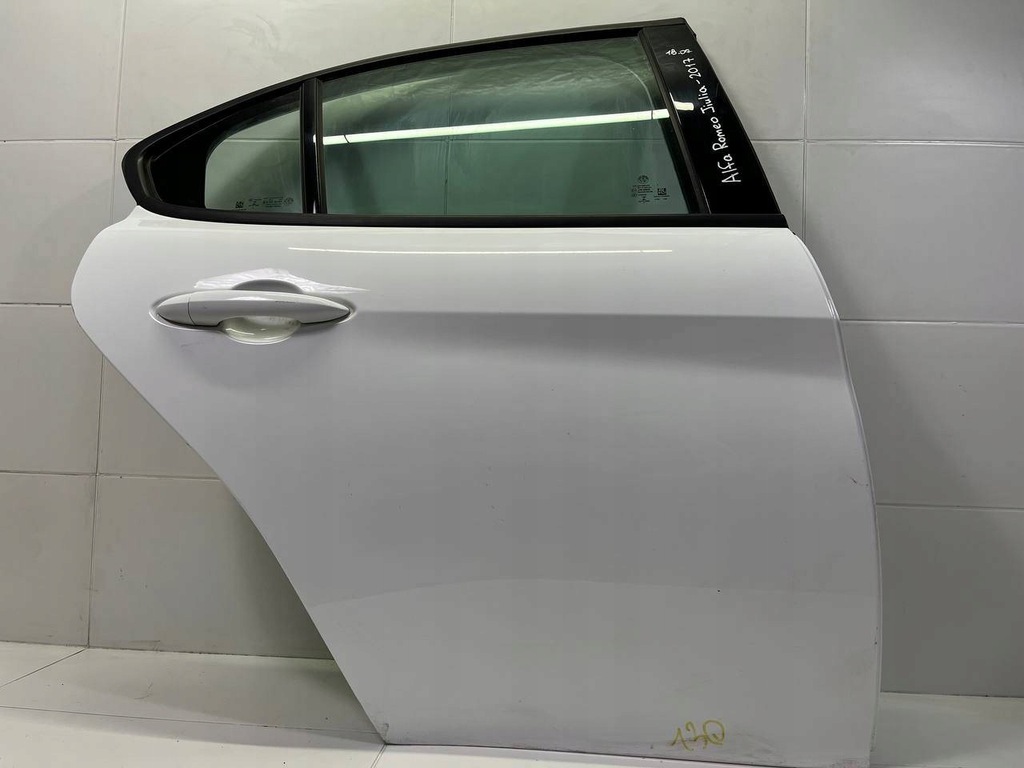 фото №8, Двері задня права сторона alfa romeo giulia 952 2017