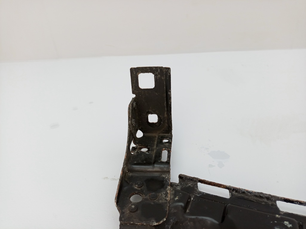 Купить Bmw x5 f15 2013- pas передний верхний усилитель бампера перед