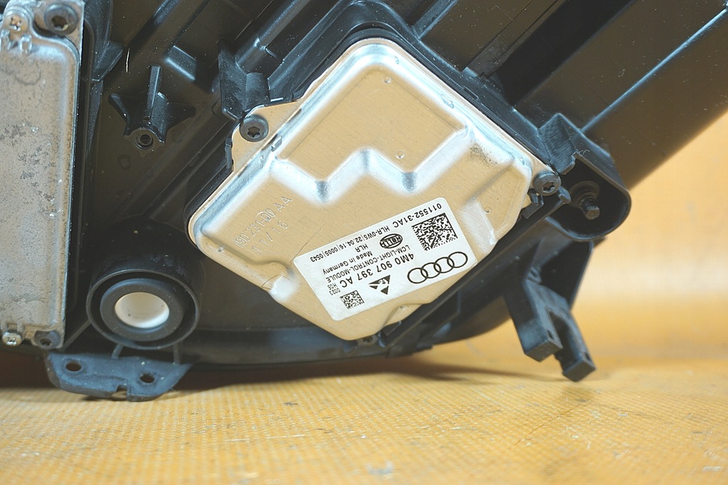 фото №15, Audi a4 8w b9 70km лампы full led полный 8w0941033 / 8w0941034