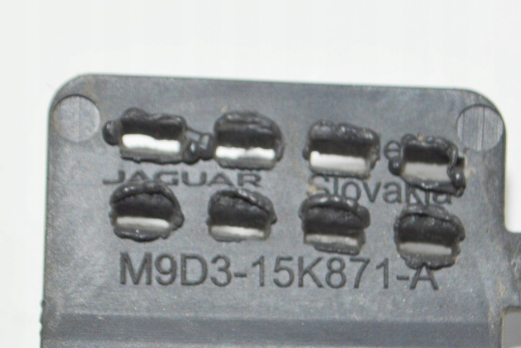 фото №6, Jaguar i-pace x590 ev400 awd передній бампер кронштейн парктронік m9d3-15k871-