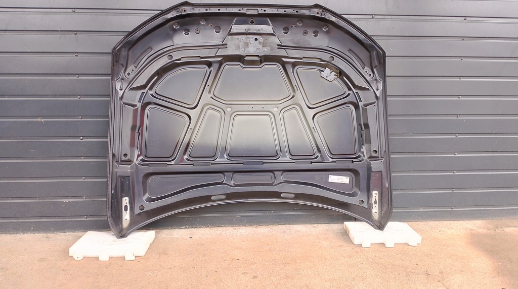 Audi a4 b8 рестайлинг  капот крышка двигателя графит хорошее состояние с Разборки