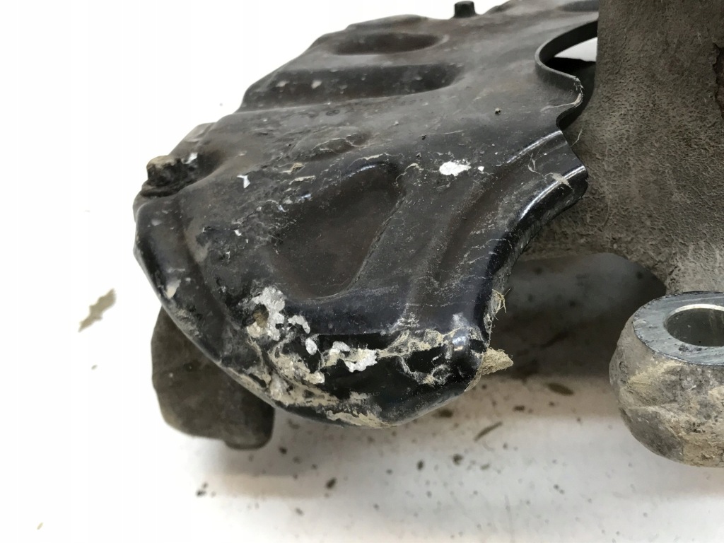 Mercedes w204 поворотний кулак ліва перед a2043322901 Київ