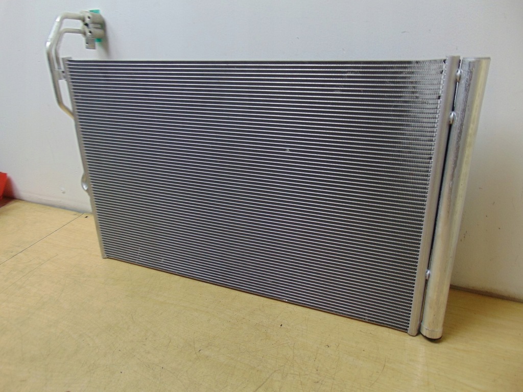 фото №10, Радіатор кондиціонера vw touareg 7p0820411b