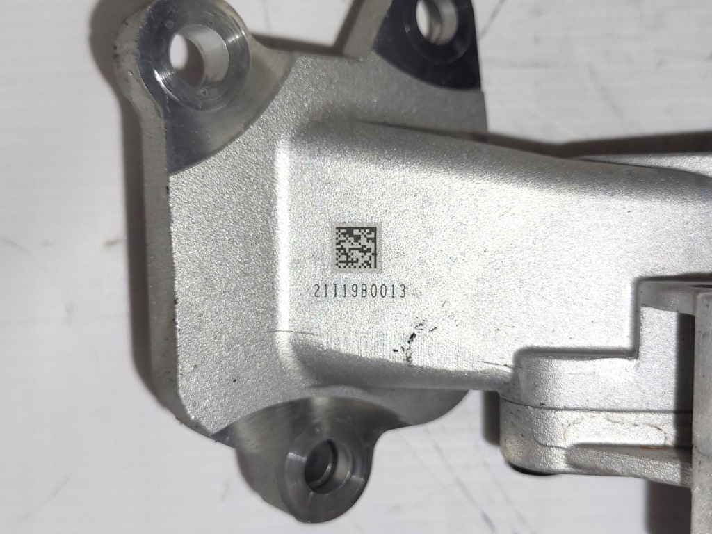 Насос воды maserati levante gt 2.0 22r в Украине